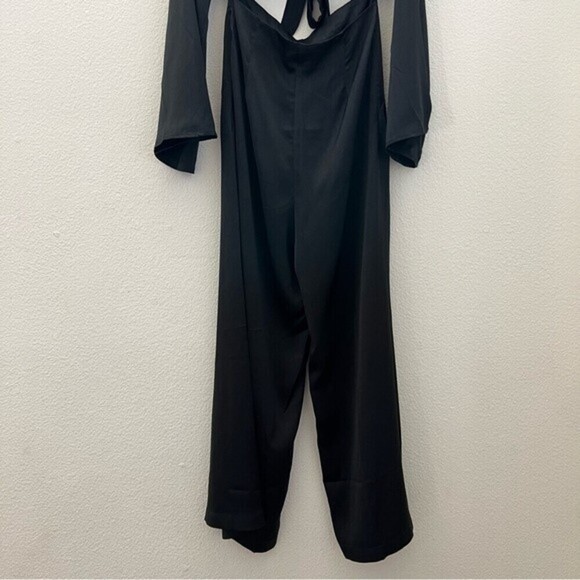 Princess Polly Kali Cut Out Midriff Bell Sleeves Wide Leg Black Jumpsuit SZ 4 - Picture 9 of 16
